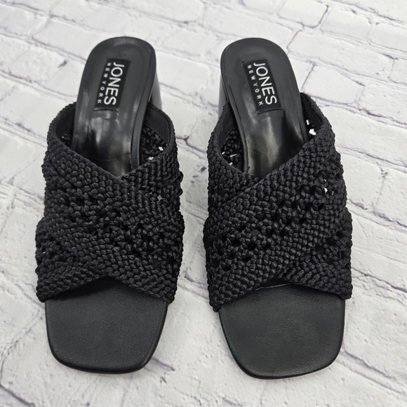 Jones New York Black Sandals - Picture 1 of 9